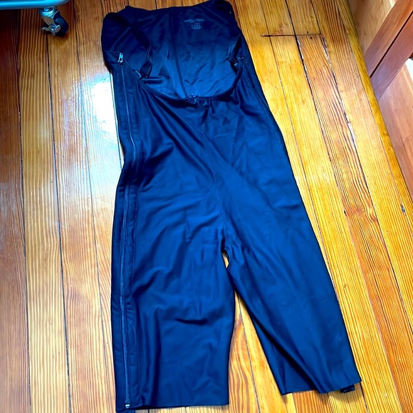 Size large side, zip post surgical recovery garment - Picture 1 of 3